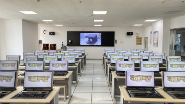 24招生季 ?專(zhuān)業(yè)巡禮 _ 醫(yī)學(xué)院：口腔醫(yī)學(xué)技術(shù)專(zhuān)業(yè)9.jpg