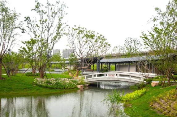 看！無錫學(xué)院建了座“靜篤園”！14.png