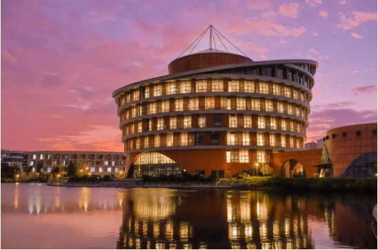 無(wú)錫學(xué)院 “光”是遇見(jiàn)，就很美好12.png