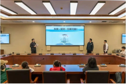 江蘇理工學院 成長四鏡：照見青春的光譜9.png