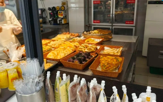 江衛(wèi)冬日集 這些藏在朋友圈里的甜，是青春的“溫度特調(diào)”8.png