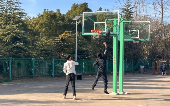 1767580980769163.png 在交院邂逅冬日里的暖12.png